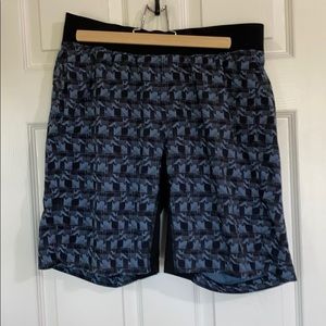 Lululemon Men’s Large Shorts